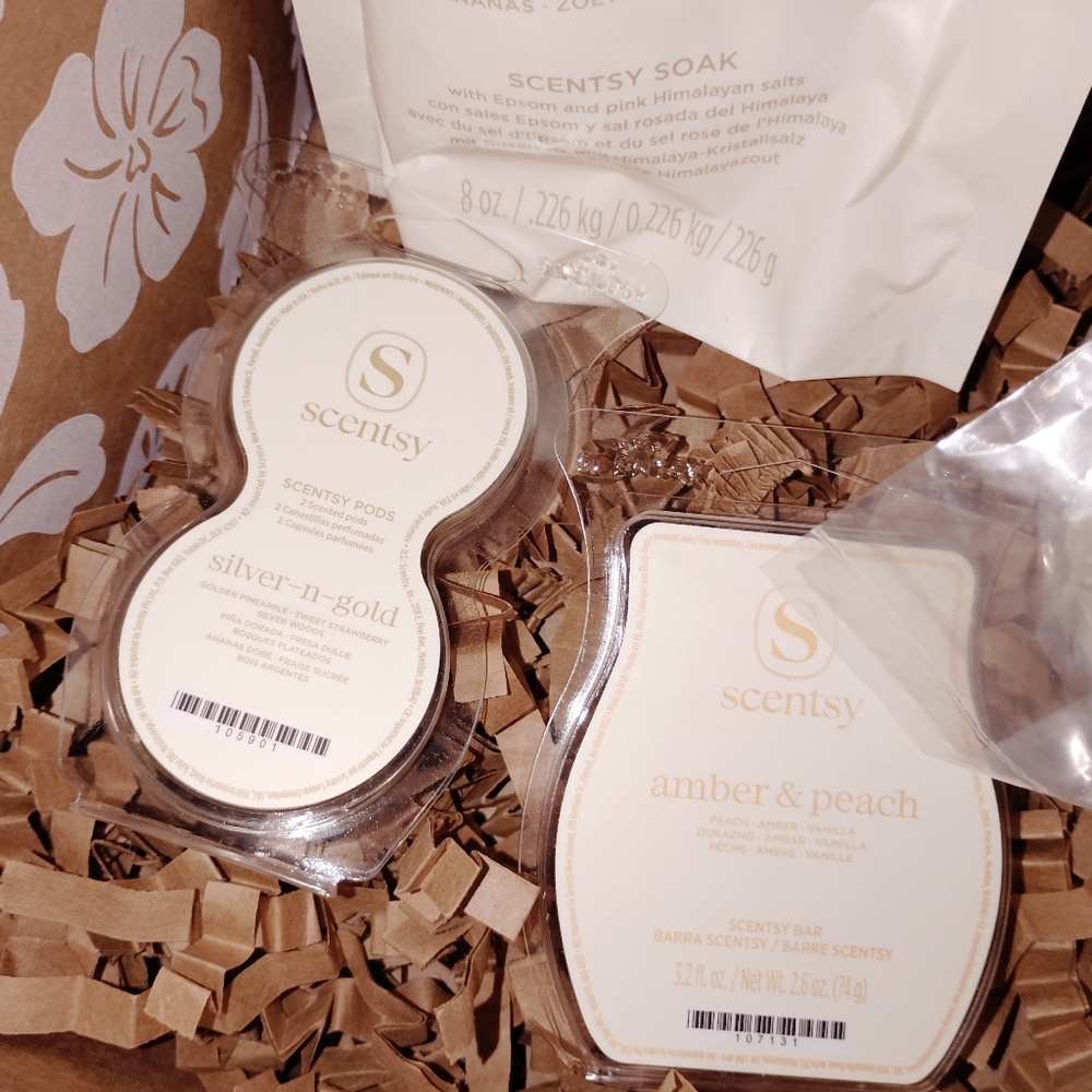 Scentsy Silver and Gold Whiff Box Collection Scentsy Air Tabletop Diffuser π - Picture 5 of 11